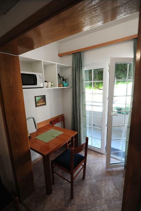 Milic Apartments Makarska Exterior photo