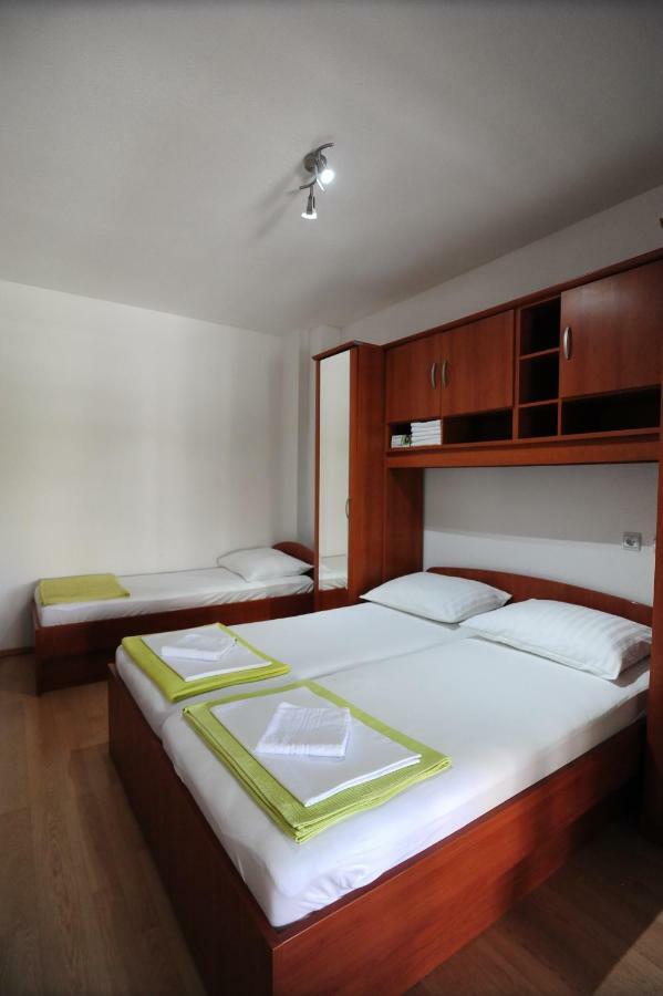 Milic Apartments Makarska Exterior photo