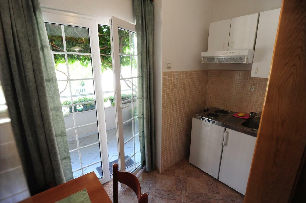 Milic Apartments Makarska Exterior photo